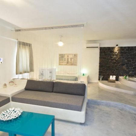 Thea Luxury Resort Fíra Kültér fotó
