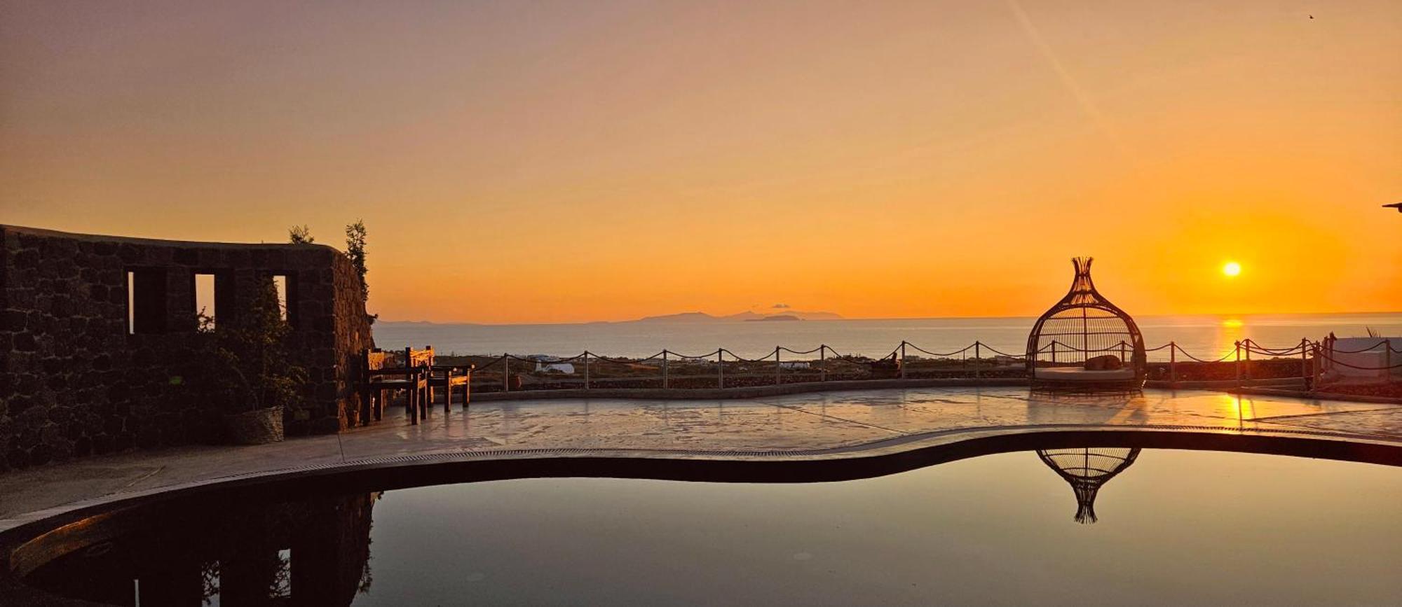 Thea Luxury Resort Fíra Kültér fotó