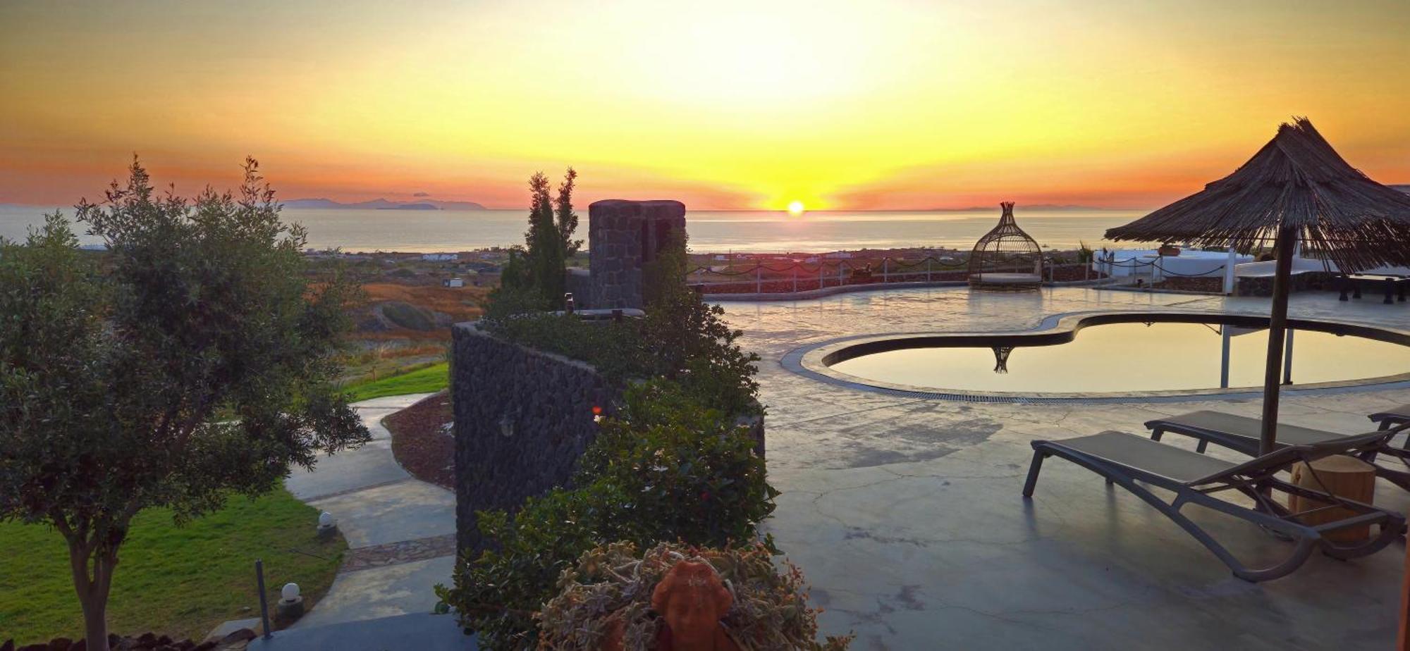 Thea Luxury Resort Fíra Kültér fotó